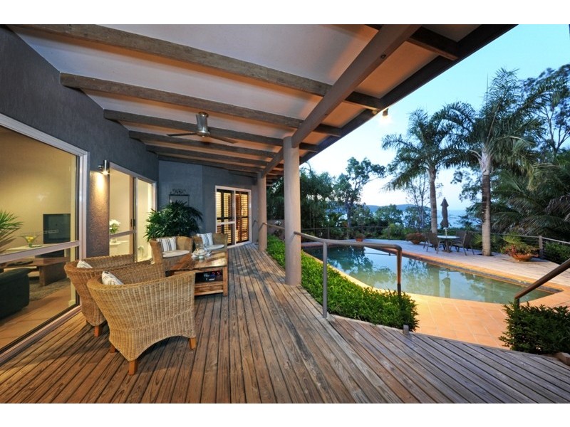 7 Dixon Place, Cannonvale QLD 4802