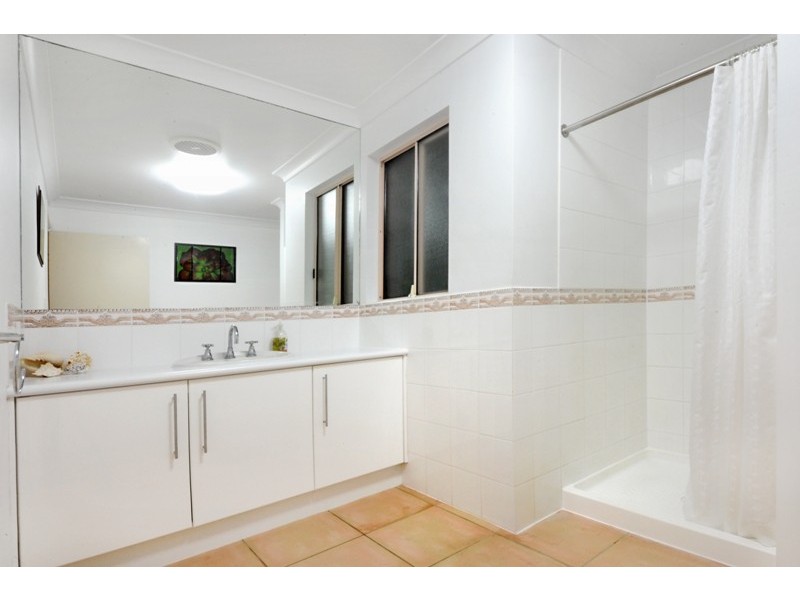 7 Dixon Place, Cannonvale QLD 4802