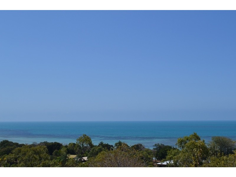 17 Blackcurrant Drive, Hideaway Bay QLD 4800