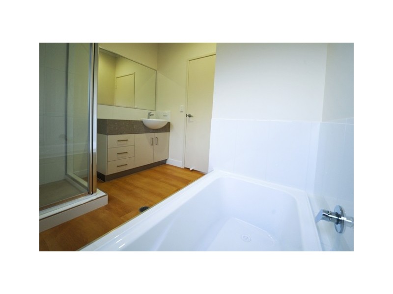 22 Parker Road, Cannonvale QLD 4802