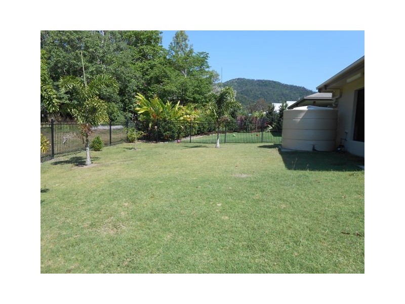 14 Waite Creek Court, Cannonvale QLD 4802