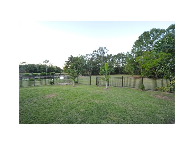 14 Waite Creek Court, Cannonvale QLD 4802