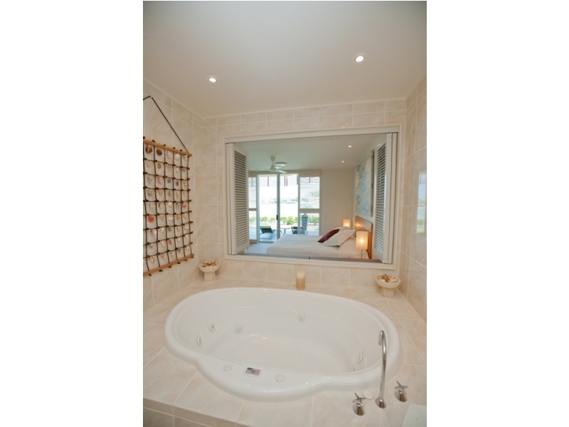 22 Pavillions 1 Airport Drive, Hamilton Island QLD 4803