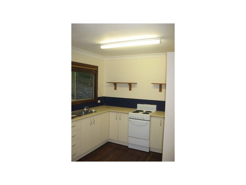 19 Warruga Street, Cannonvale QLD 4802