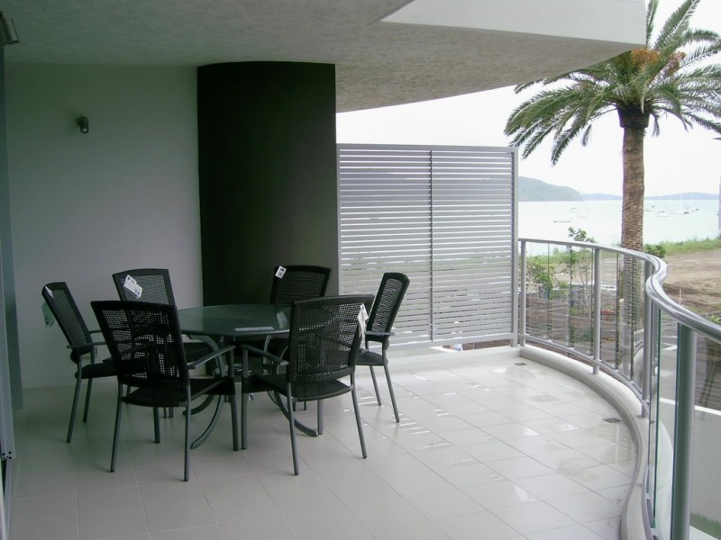 213/159 Shingley Drive, Cannonvale QLD 4802