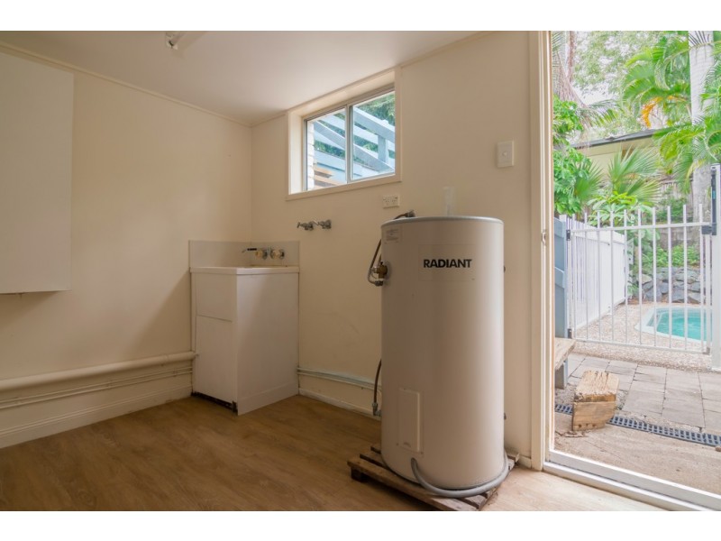 21 Wambiri Street, Cannonvale QLD 4802