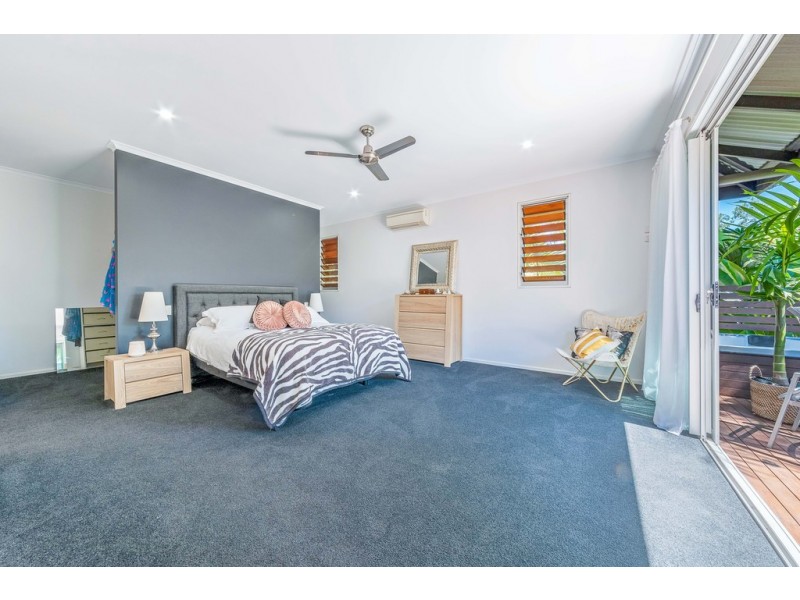 52 Holloway Drive, Sugarloaf QLD 4800