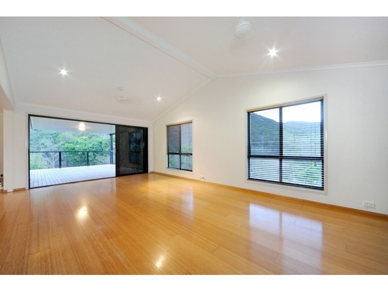 35 Rattray Avenue, Hideaway Bay QLD 4800
