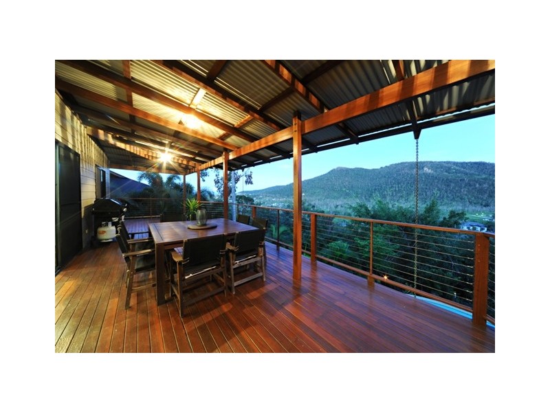 26 Hamilton Avenue, Cannonvale QLD 4802