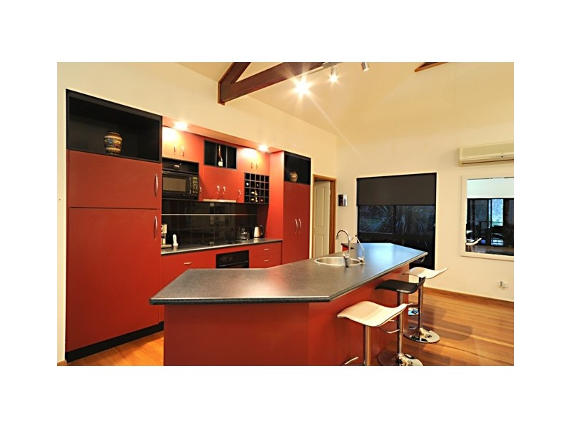 26 Hamilton Avenue, Cannonvale QLD 4802