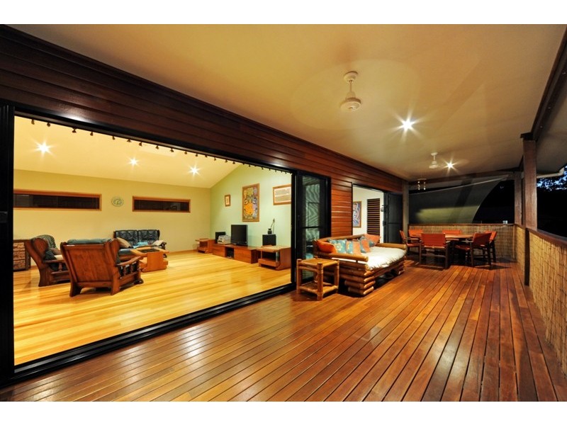 41 Tropic Road, Cannonvale QLD 4802