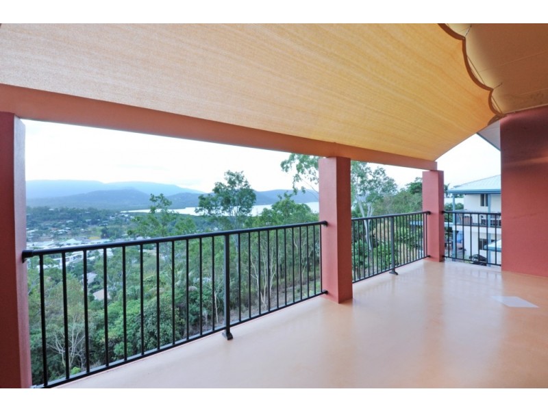 3/24 Illawong Street, Cannonvale QLD 4802