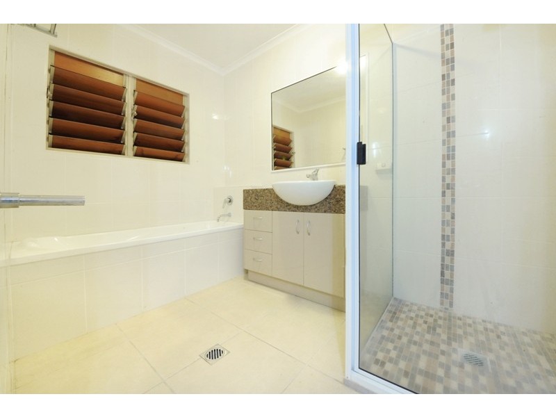 4 Keith Johns Drive, Proserpine QLD 4800