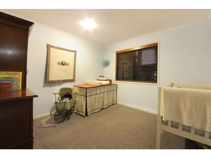 21 Daydream Court, Cannonvale QLD 4802