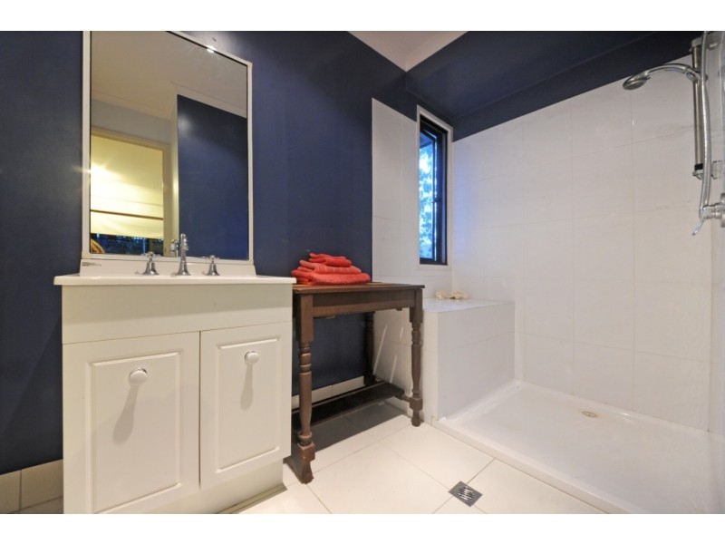 21 Daydream Court, Cannonvale QLD 4802