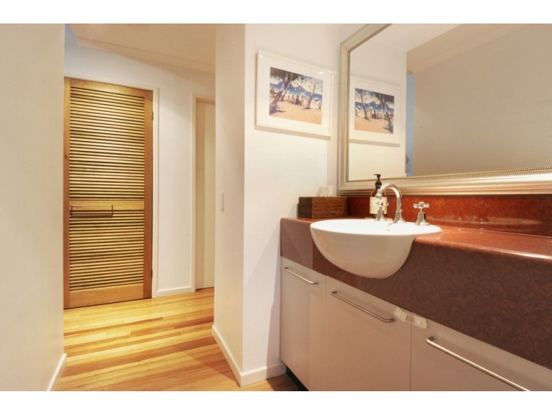 21 Daydream Court, Cannonvale QLD 4802