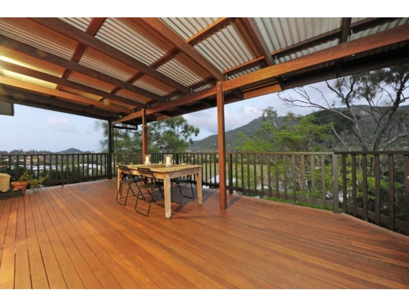 21 Daydream Court, Cannonvale QLD 4802