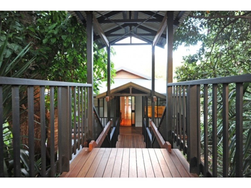 21 Daydream Court, Cannonvale QLD 4802