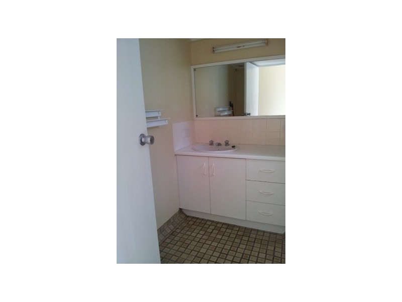 1/3 Lamond street, Airlie Beach QLD 4802