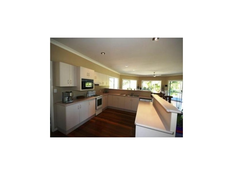 776 Conway Road, Preston QLD 4800