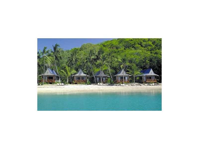 13 Palm Bay, Airlie Beach QLD 4802