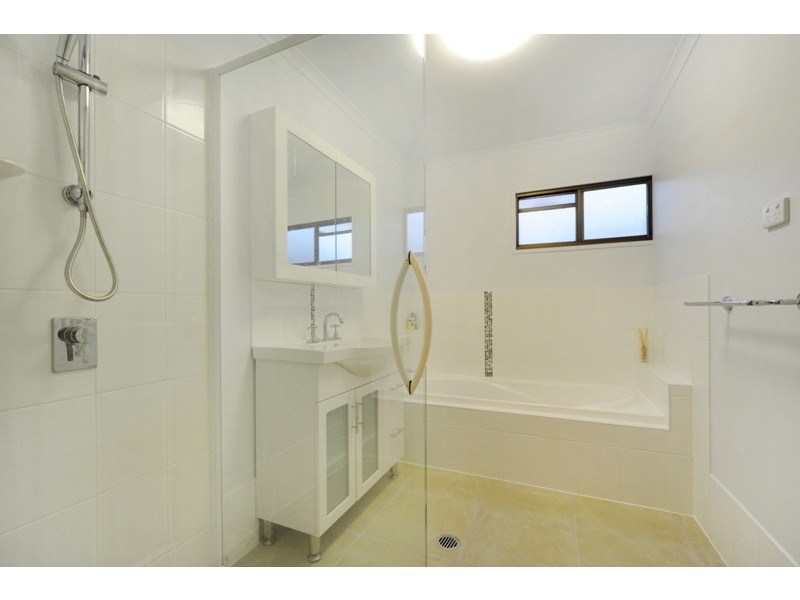 228 Paluma Road, Cannonvale QLD 4802