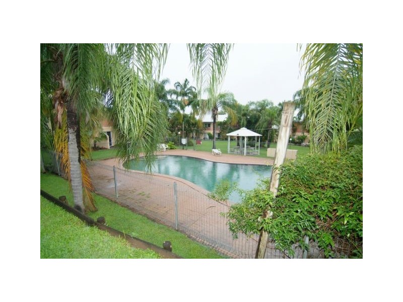 5/11 Island Drive, Cannonvale QLD 4802