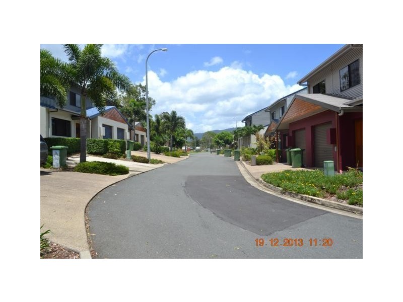 32/25 Abell Road, Cannonvale QLD 4802