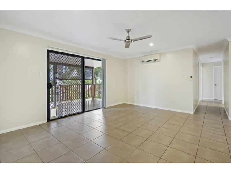 60 Country Road, Cannonvale QLD 4802