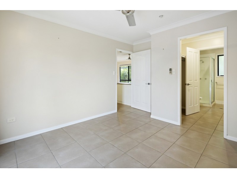 60 Country Road, Cannonvale QLD 4802