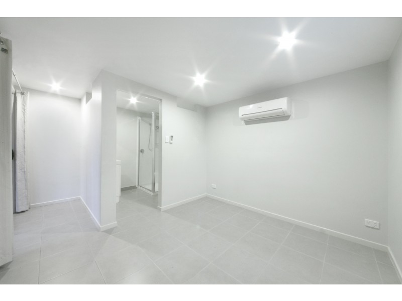 60 Country Road, Cannonvale QLD 4802