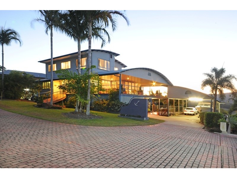 8/14 Hamilton Avenue, Cannonvale QLD 4802