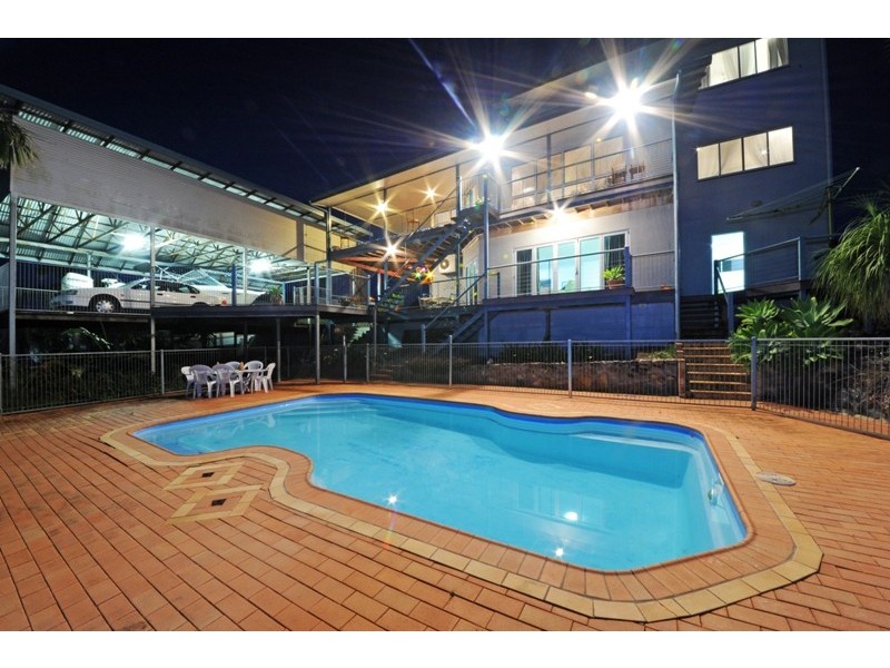 8/14 Hamilton Avenue, Cannonvale QLD 4802