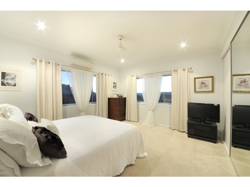 8/14 Hamilton Avenue, Cannonvale QLD 4802