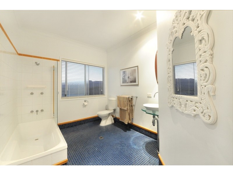 8/14 Hamilton Avenue, Cannonvale QLD 4802