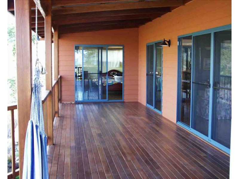 13 Daydream Court, Cannonvale QLD 4802