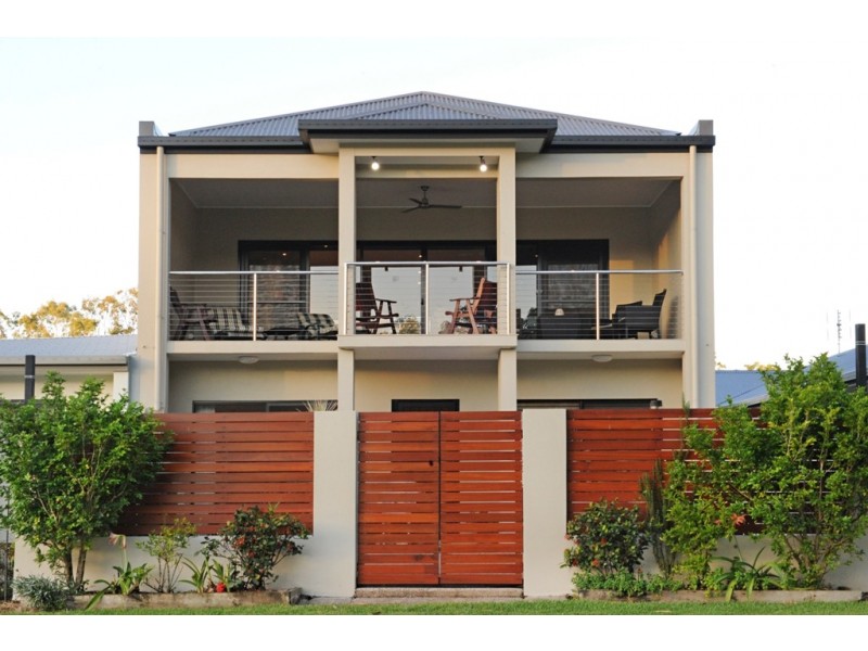 64 Abell Road, Cannonvale QLD 4802