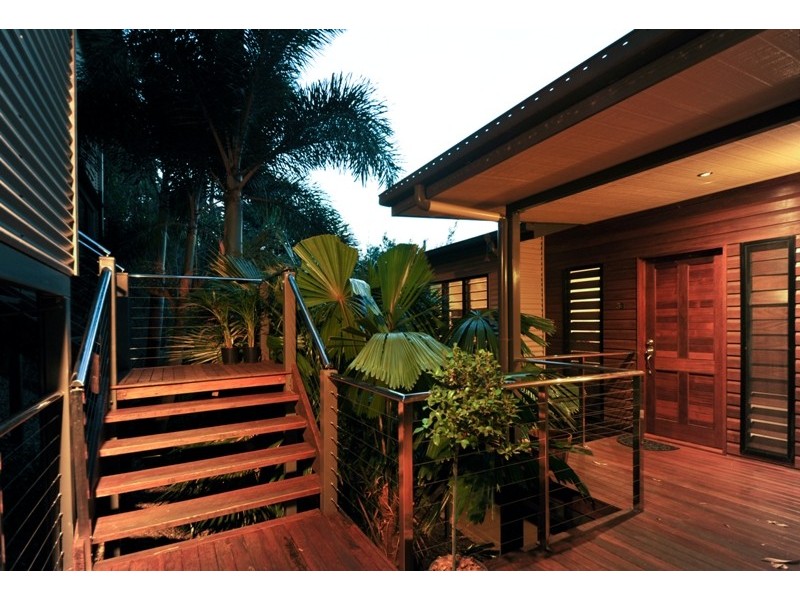 33 Stonehaven Court, Airlie Beach QLD 4802