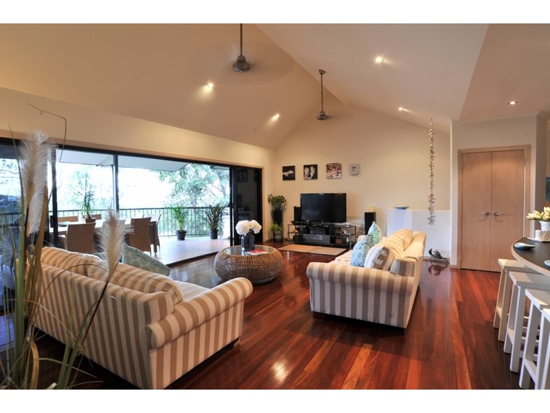 33 Stonehaven Court, Airlie Beach QLD 4802