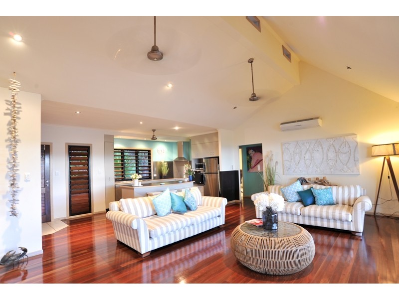 33 Stonehaven Court, Airlie Beach QLD 4802