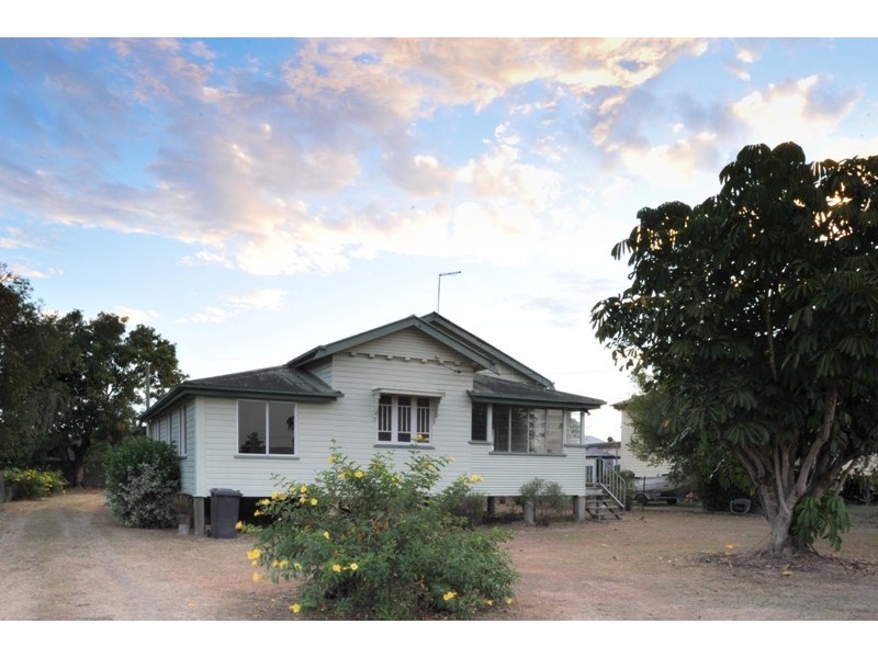 6 Renwick Road, Proserpine QLD 4800
