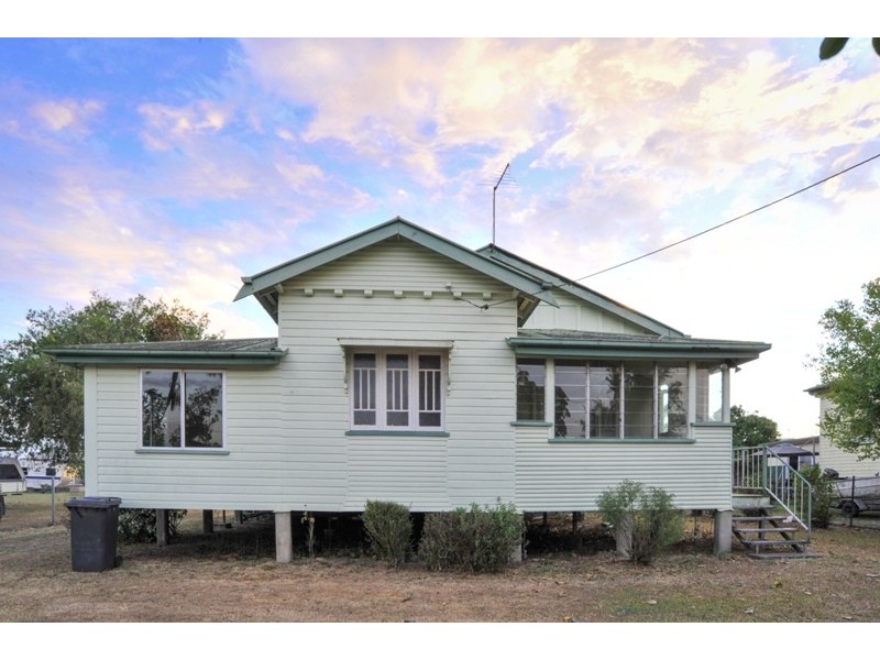 6 Renwick Road, Proserpine QLD 4800