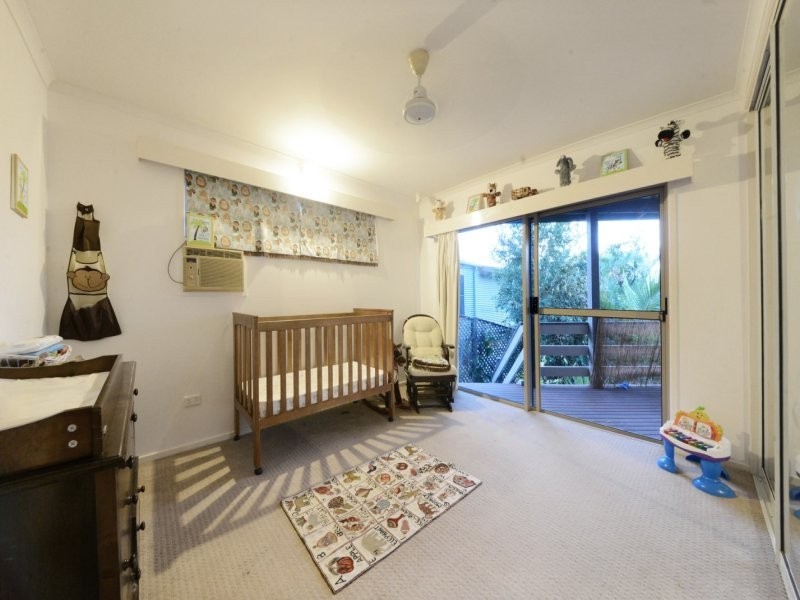7 Country Road, Cannonvale QLD 4802