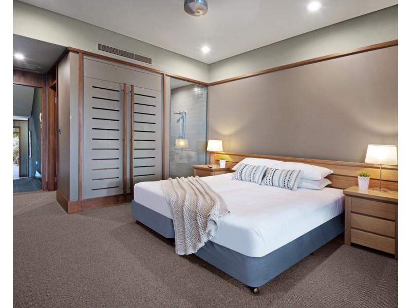 Villa 33 Yacht Club Villas, Hamilton Island QLD 4803