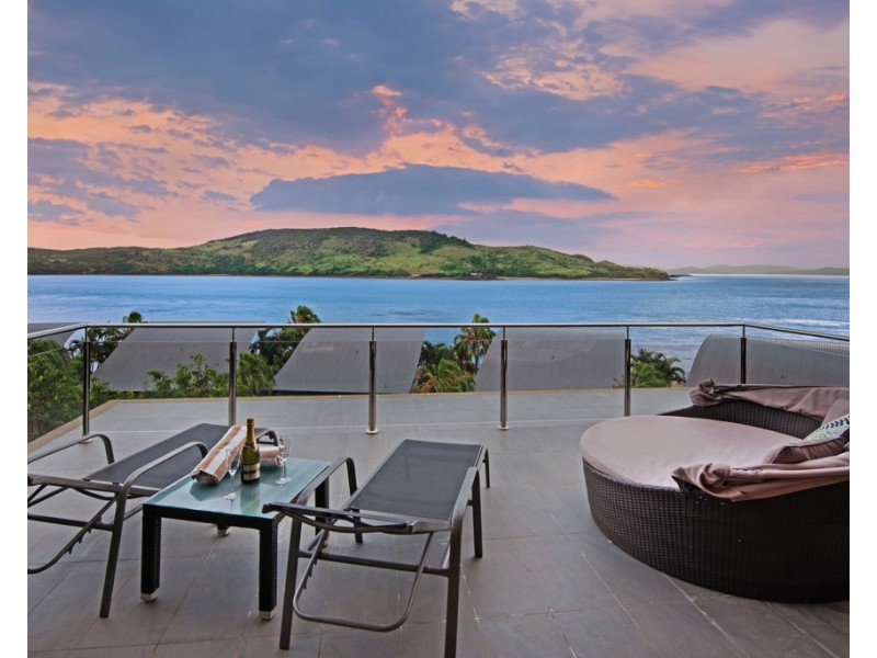 Villa 33 Yacht Club Villas, Hamilton Island QLD 4803