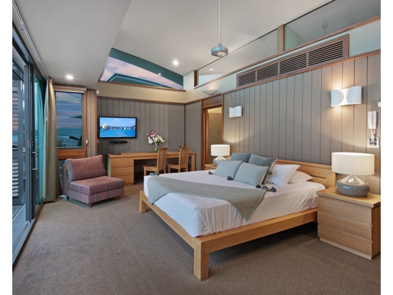 Villa 33 Yacht Club Villas, Hamilton Island QLD 4803