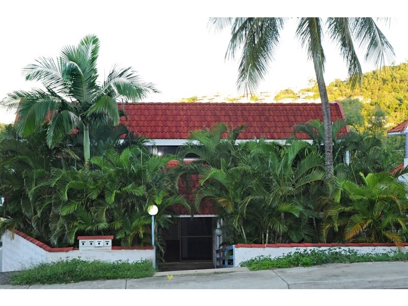 2/5 Lamond Street, Airlie Beach QLD 4802