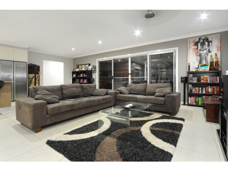 32 Sunset Drive, Jubilee Pocket QLD 4802