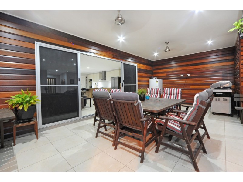 32 Sunset Drive, Jubilee Pocket QLD 4802