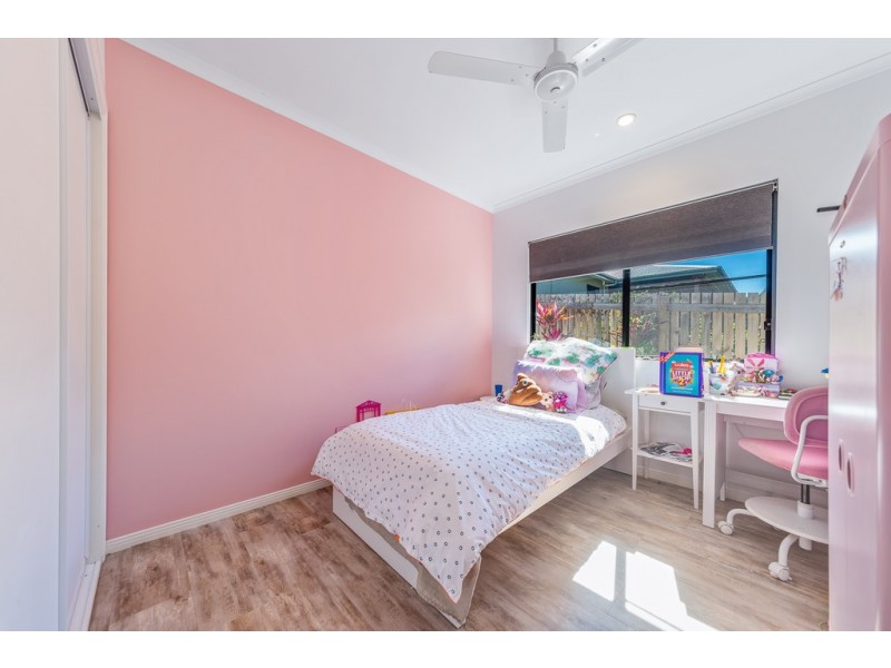 5 Jonquill Court, Cannonvale QLD 4802
